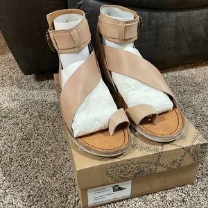 Free People Vale Boot Sandal in Make Up Size 41